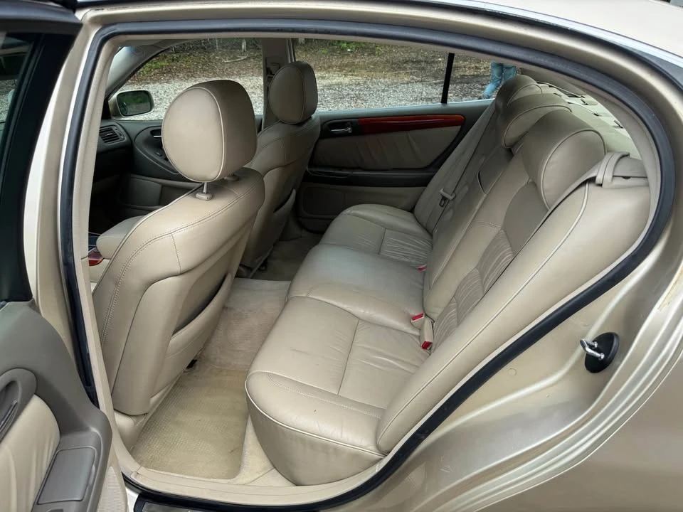 2005 Lexus GS 2nd Gen - Image 11 of 19