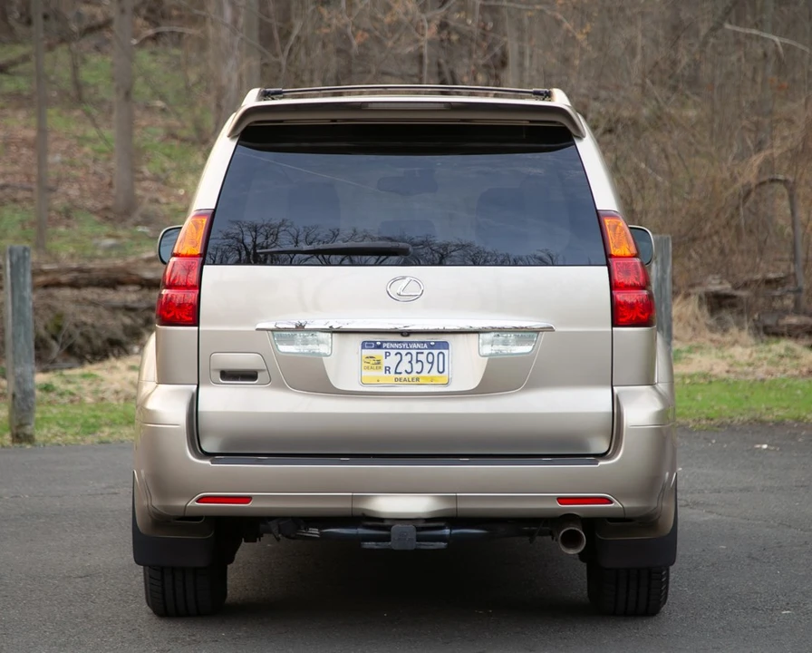 2005 Lexus GX 1st Gen - Image 4 of 19