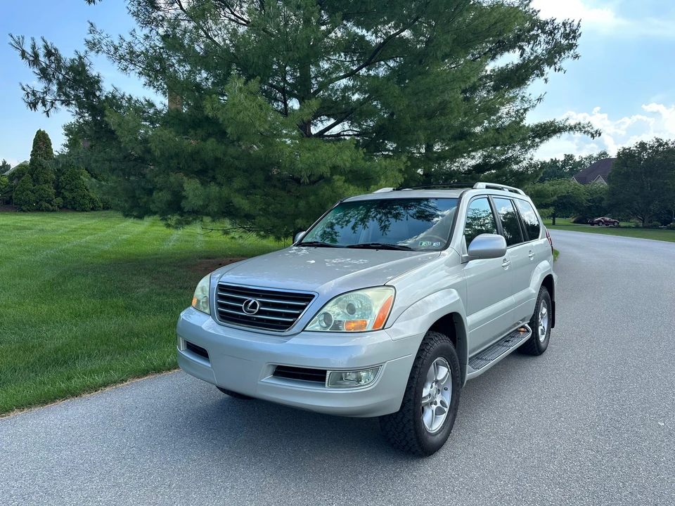 2005 Lexus GX 1st Gen - Image 9 of 31