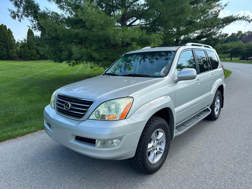 2005 Lexus GX 1st Gen - Image 8 of 31
