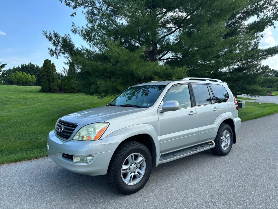 2005 Lexus GX 1st Gen - Image 11 of 31