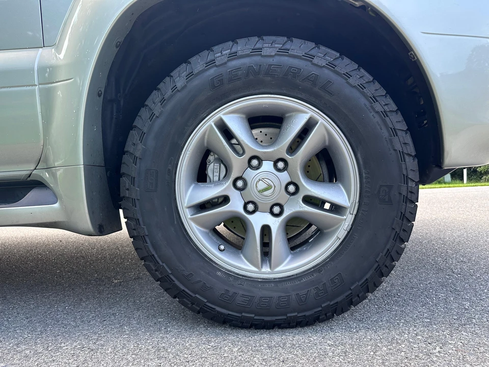 2005 Lexus GX 1st Gen - Image 22 of 31