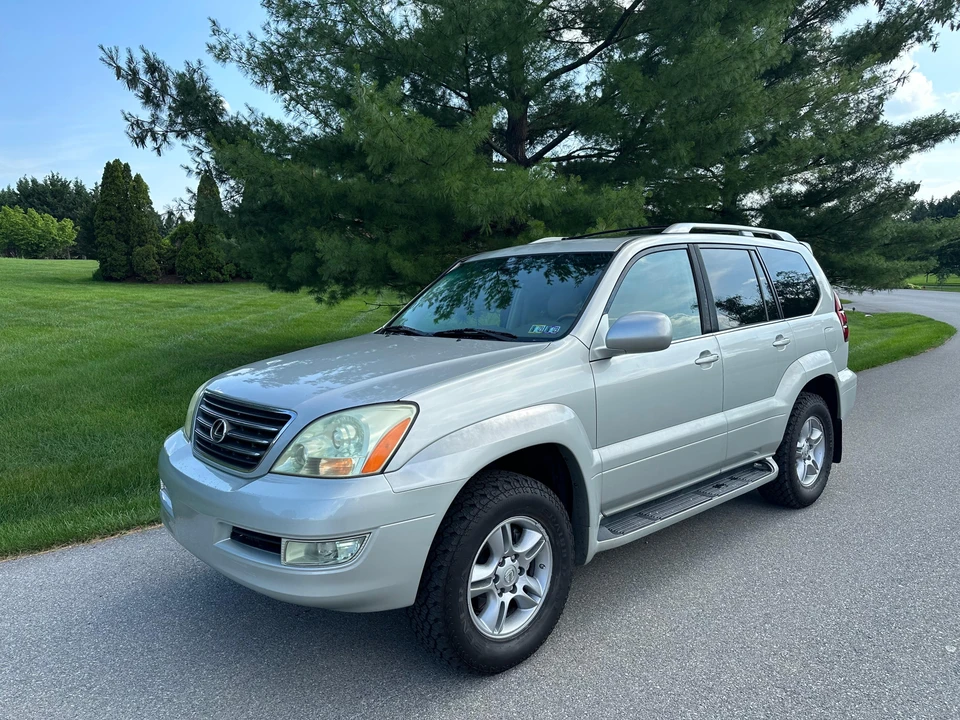 2005 Lexus GX 1st Gen - Image 10 of 31