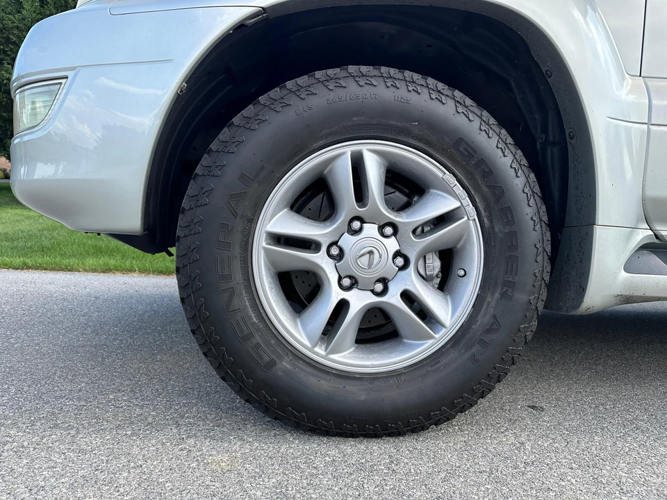 2005 Lexus GX 1st Gen - Image 20 of 31