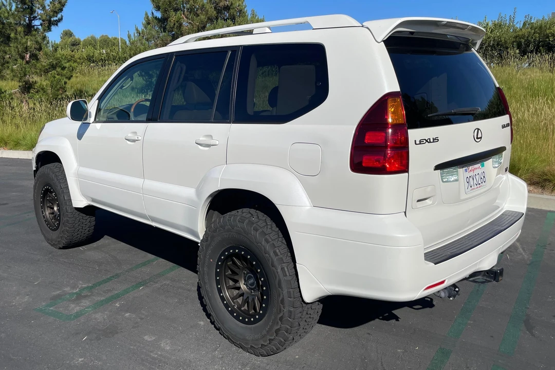 2005 Lexus GX 1st Gen - Image 4 of 31