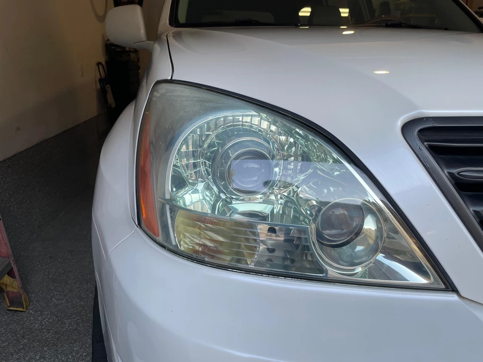 2005 Lexus GX 1st Gen - Image 18 of 31