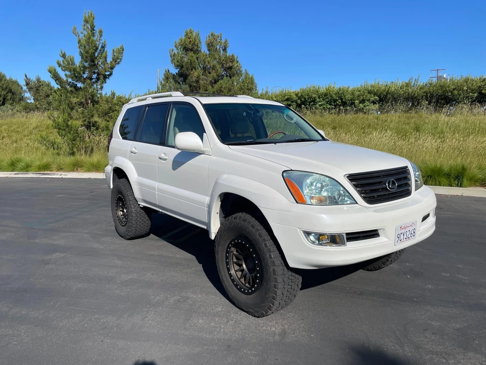 2005 Lexus GX 1st Gen - Image 16 of 31