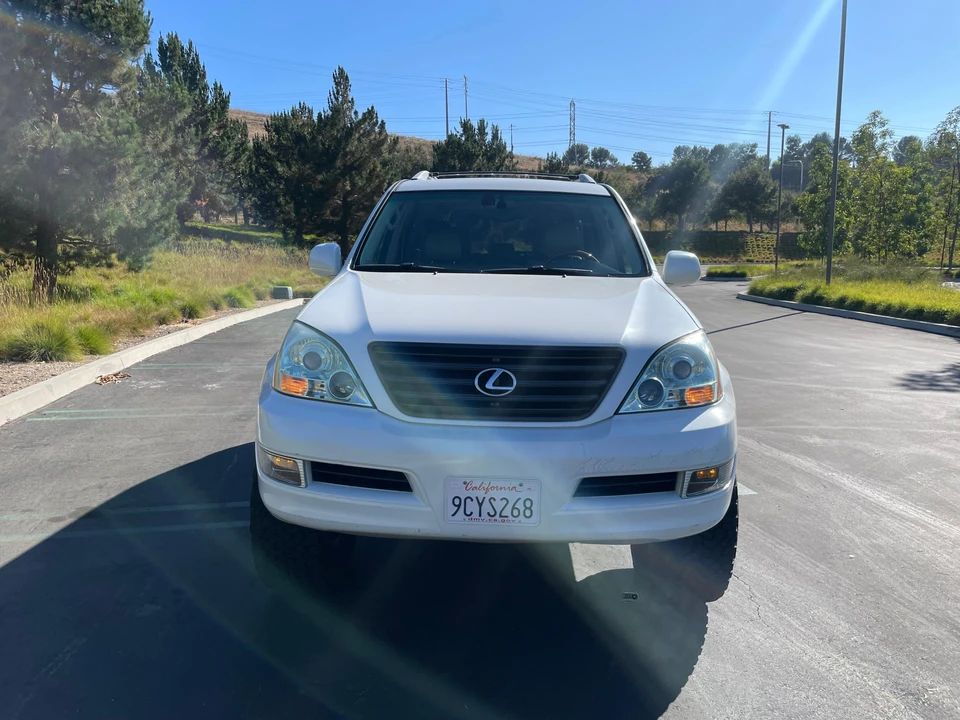 2005 Lexus GX 1st Gen - Image 8 of 31