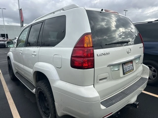 2005 Lexus GX 1st Gen - Image 3 of 4