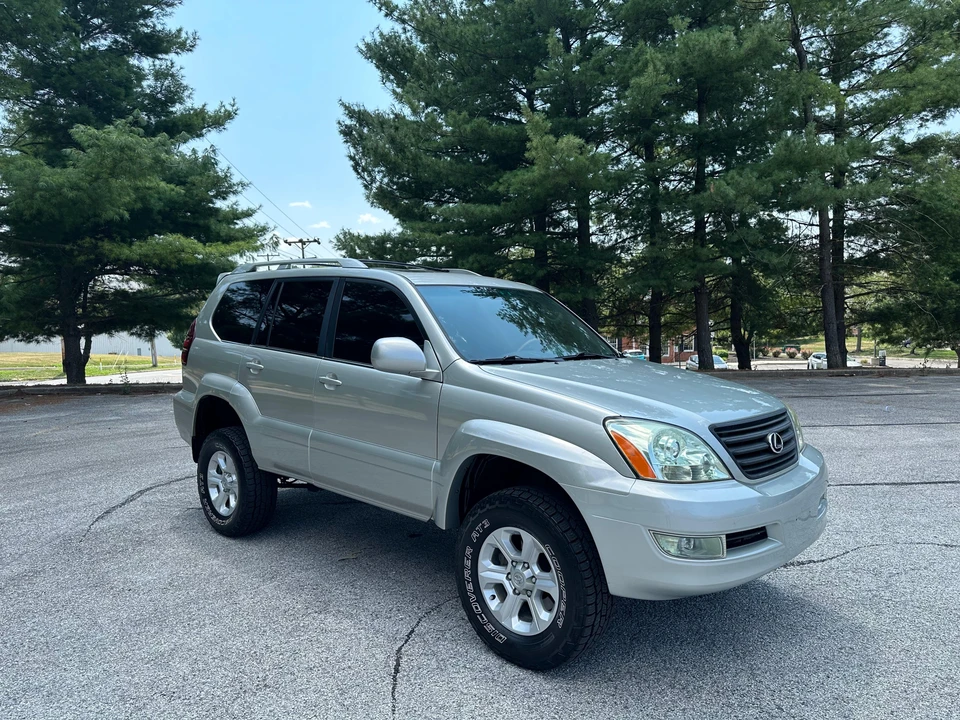 2005 Lexus GX 1st Gen - Image 31 of 31
