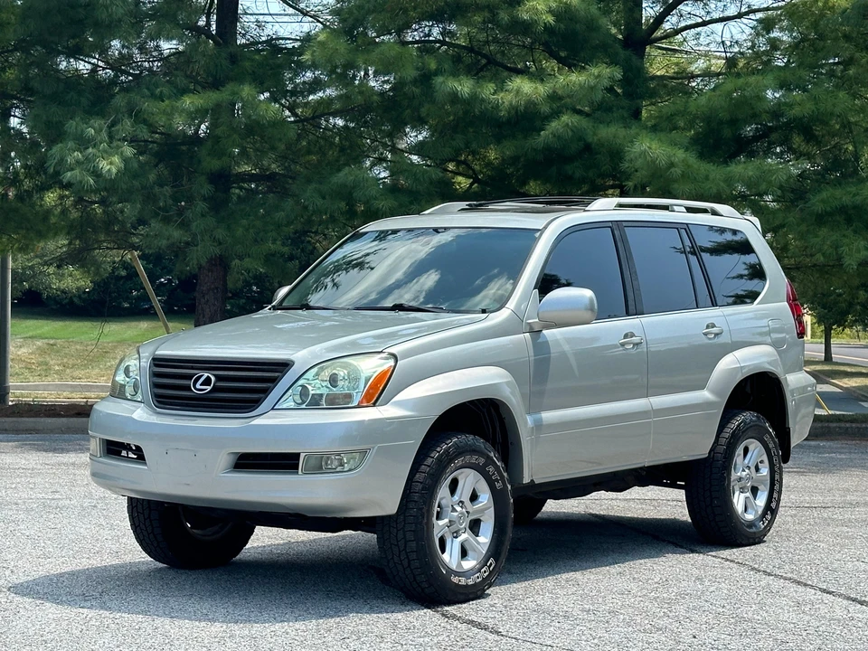 2005 Lexus GX 1st Gen - Image 19 of 31