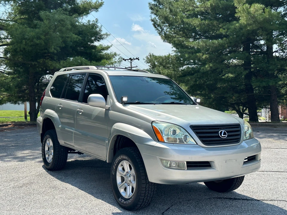 2005 Lexus GX 1st Gen - Image 13 of 31