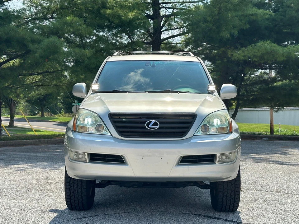 2005 Lexus GX 1st Gen - Image 7 of 31