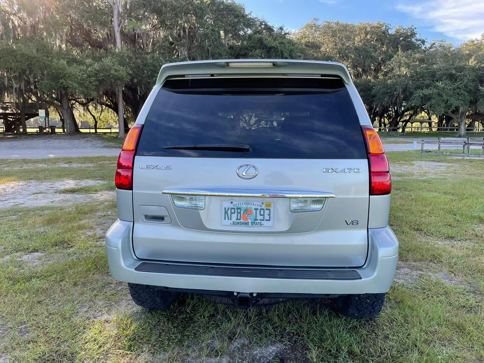 2005 Lexus GX 1st Gen - Image 17 of 31