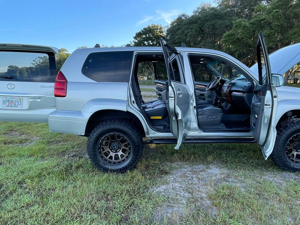 2005 Lexus GX 1st Gen - Image 22 of 31