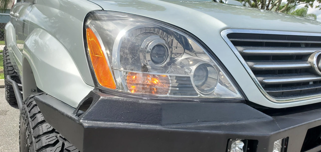 2005 Lexus GX 1st Gen - Image 29 of 31