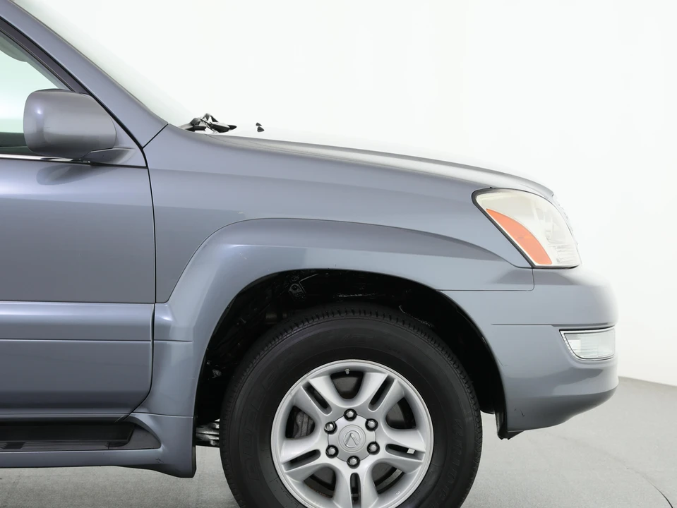 2005 Lexus GX 1st Gen - Image 26 of 31