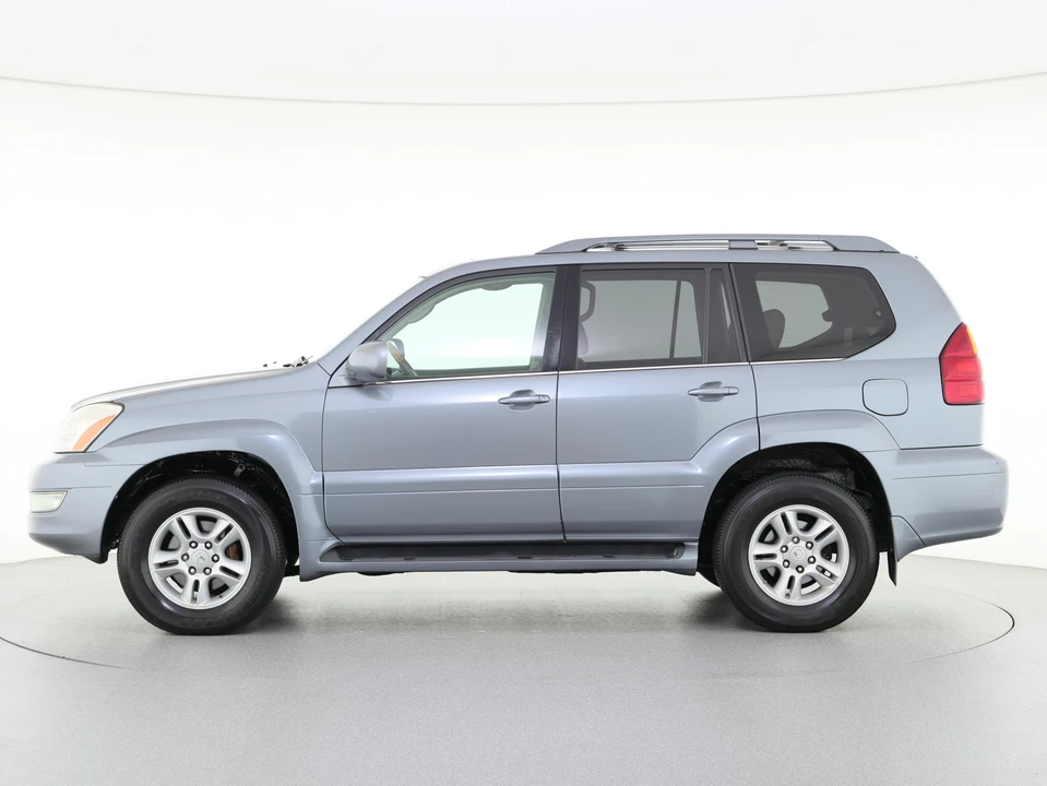 2005 Lexus GX 1st Gen - Image 10 of 31