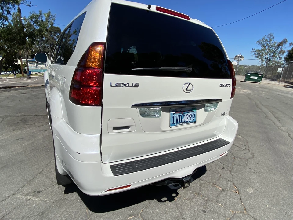 2005 Lexus GX 1st Gen - Image 15 of 31