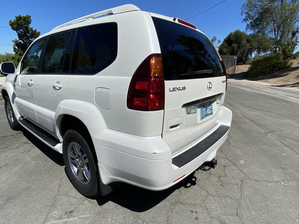 2005 Lexus GX 1st Gen - Image 14 of 31