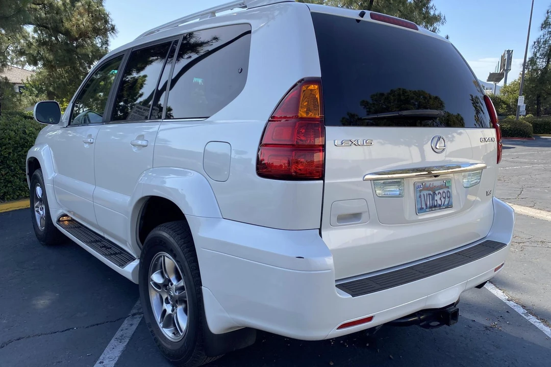 2005 Lexus GX 1st Gen - Image 4 of 31