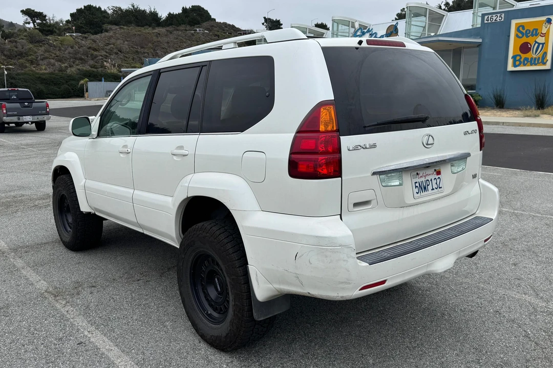 2005 Lexus GX 1st Gen - Image 4 of 31