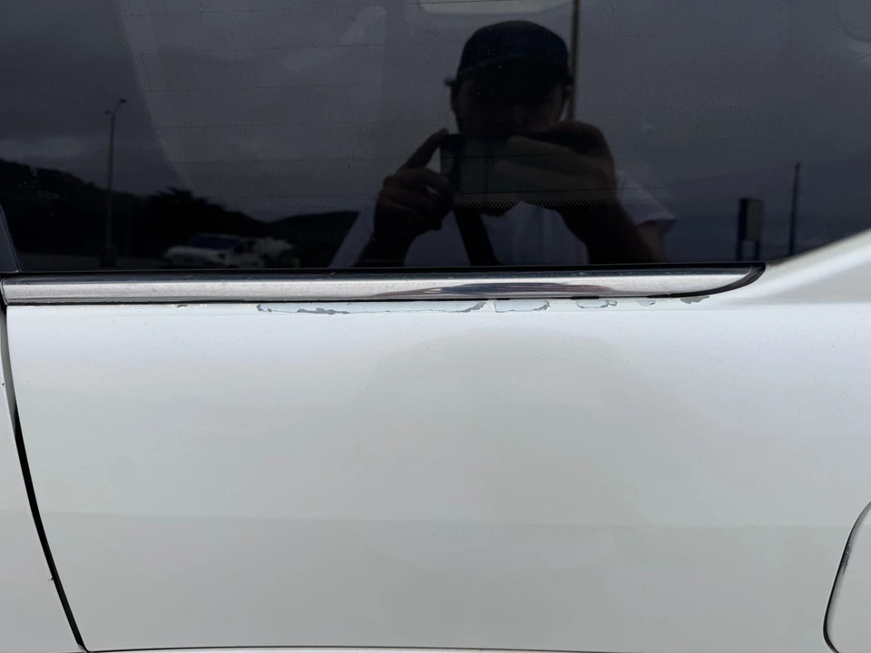 2005 Lexus GX 1st Gen - Image 11 of 31