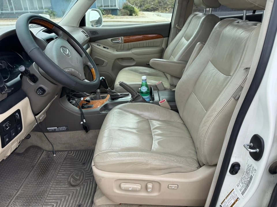 2005 Lexus GX 1st Gen - Image 30 of 31