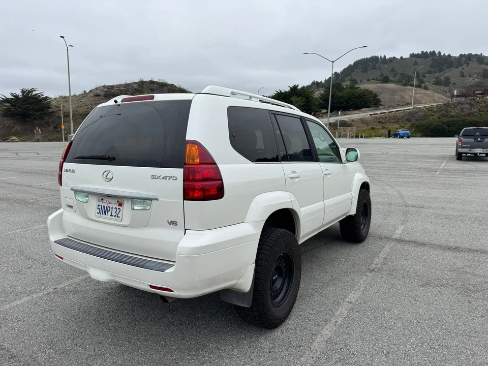 2005 Lexus GX 1st Gen - Image 8 of 31