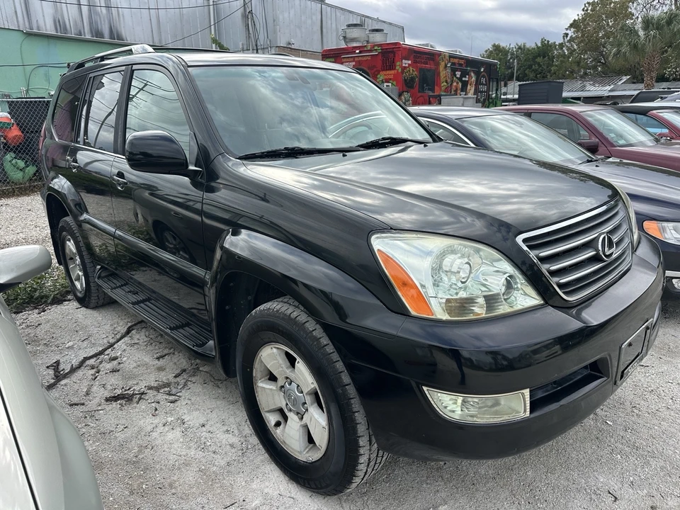 2005 Lexus GX 1st Gen - Image 2 of 8
