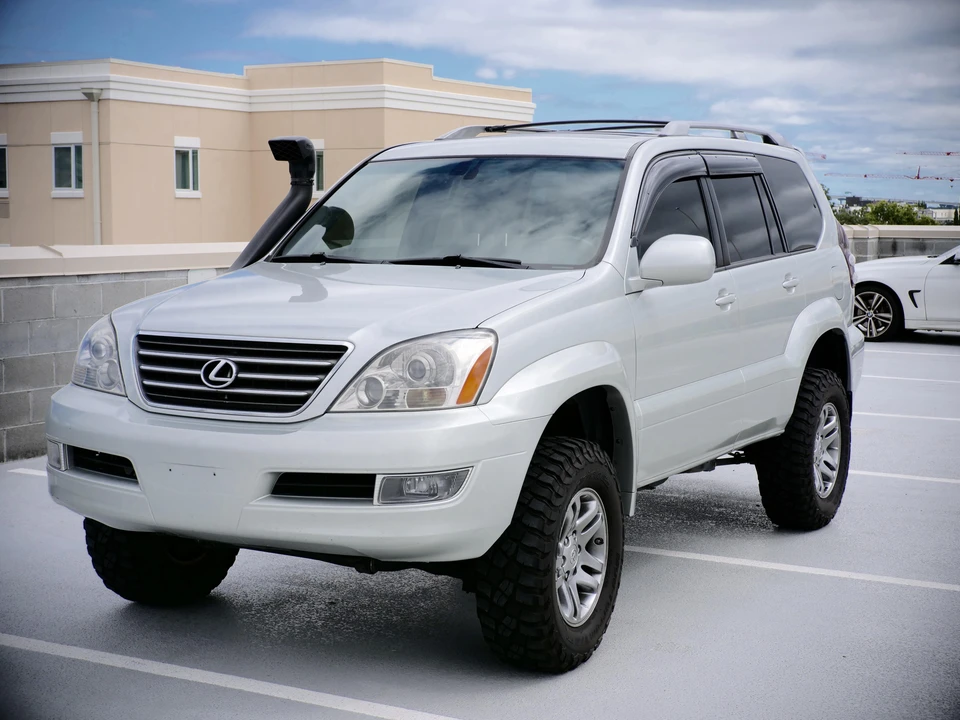 2005 Lexus GX 1st Gen - Image 7 of 22