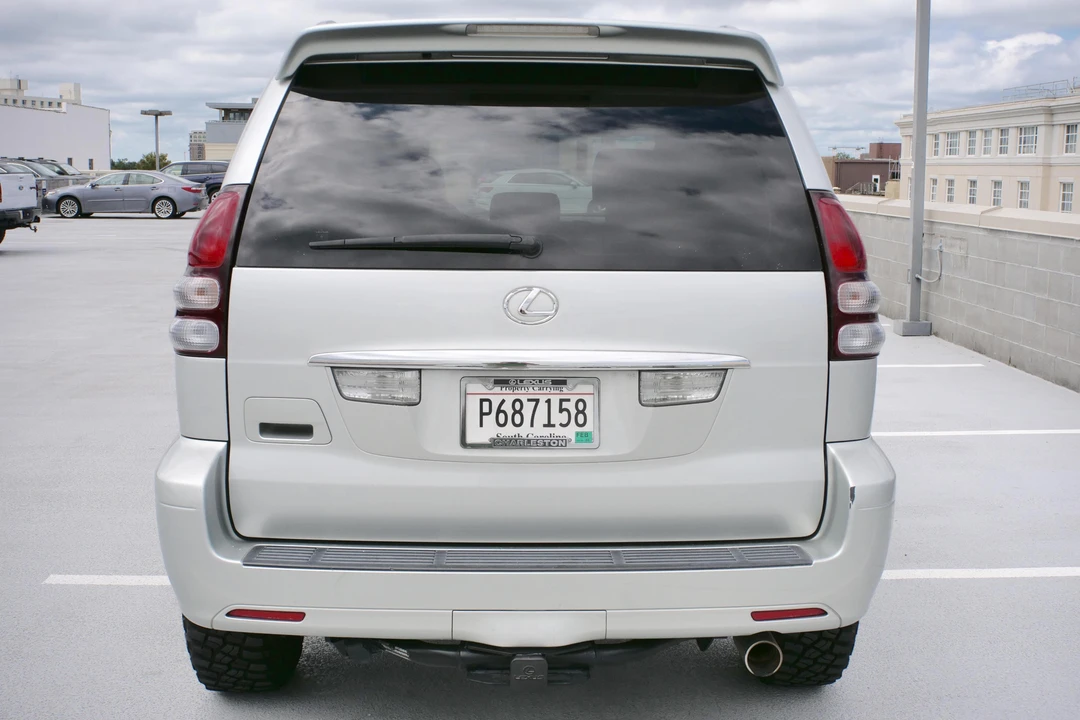 2005 Lexus GX 1st Gen - Image 5 of 22