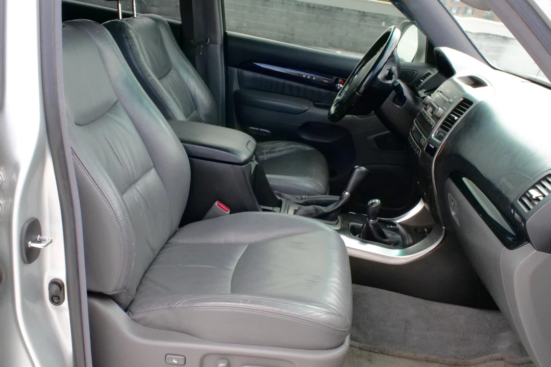 2005 Lexus GX 1st Gen - Image 17 of 22