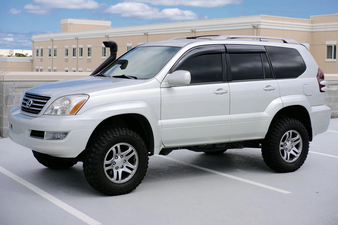 2005 Lexus GX 1st Gen - Image 8 of 22