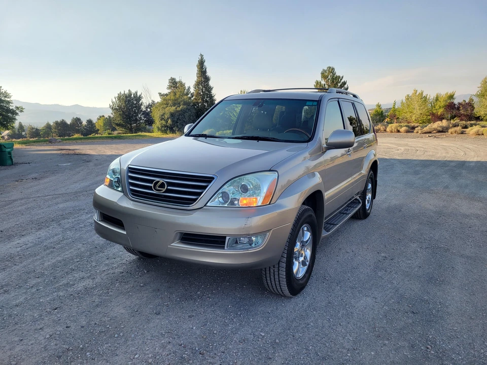 2005 Lexus GX 1st Gen - Image 6 of 31