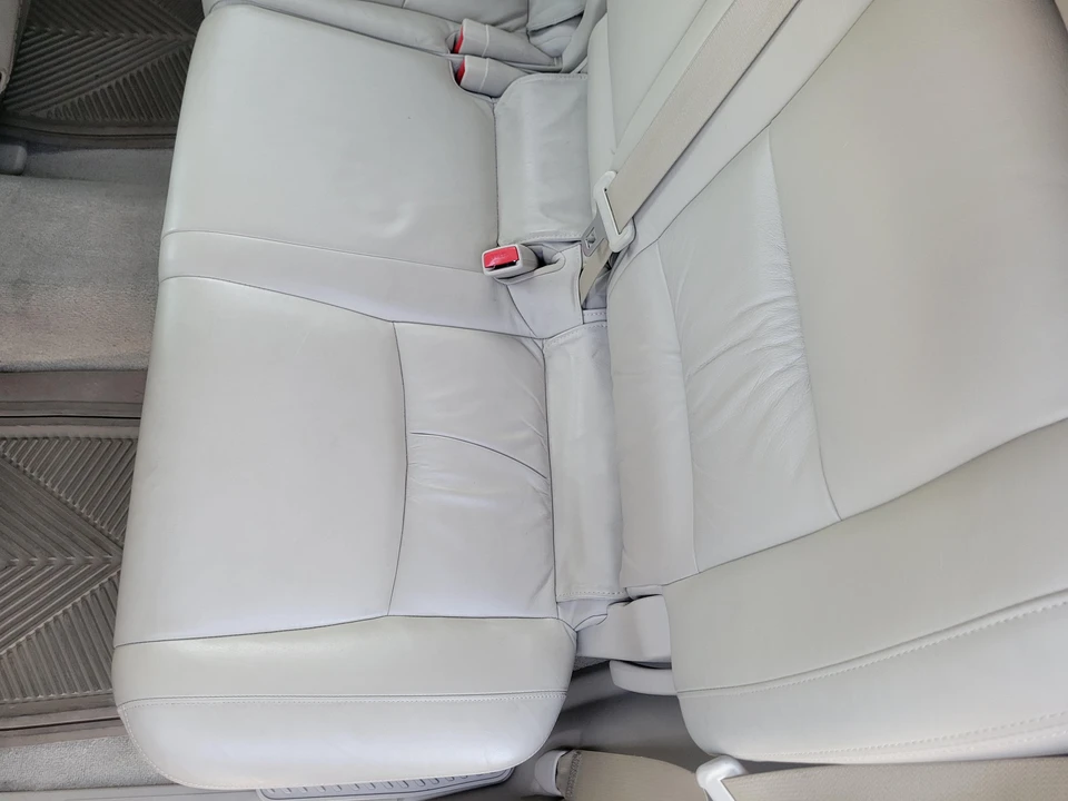 2005 Lexus GX 1st Gen - Image 30 of 31