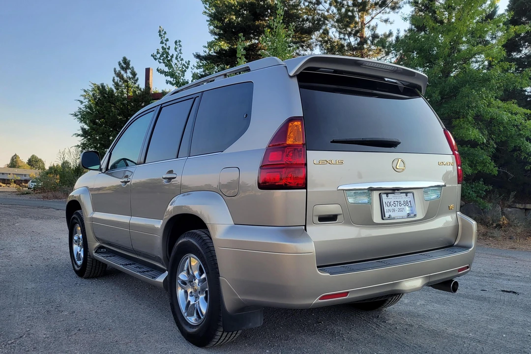 2005 Lexus GX 1st Gen - Image 8 of 31
