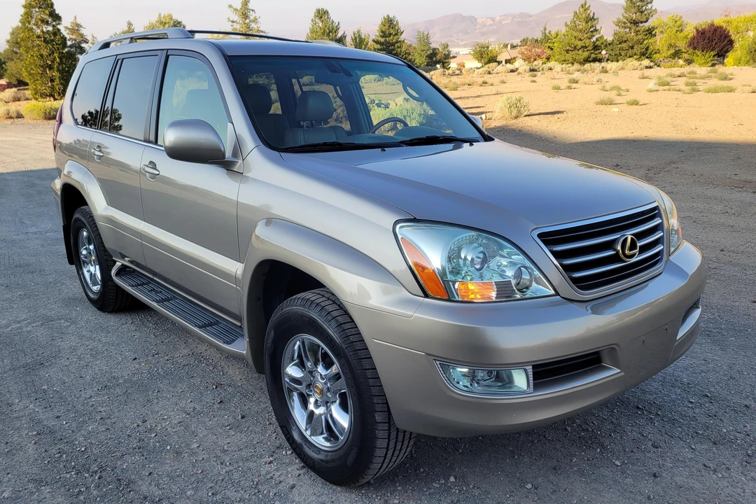 2005 Lexus GX 1st Gen - Image 3 of 31