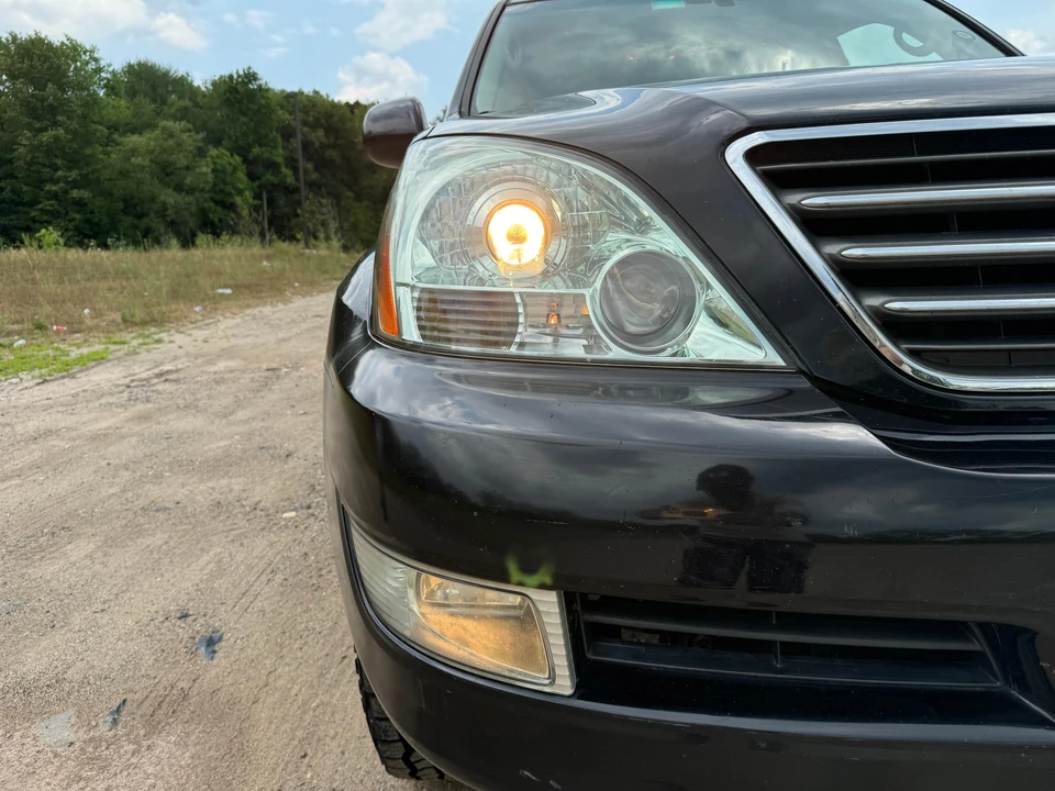 2005 Lexus GX 2nd Gen - Image 9 of 31