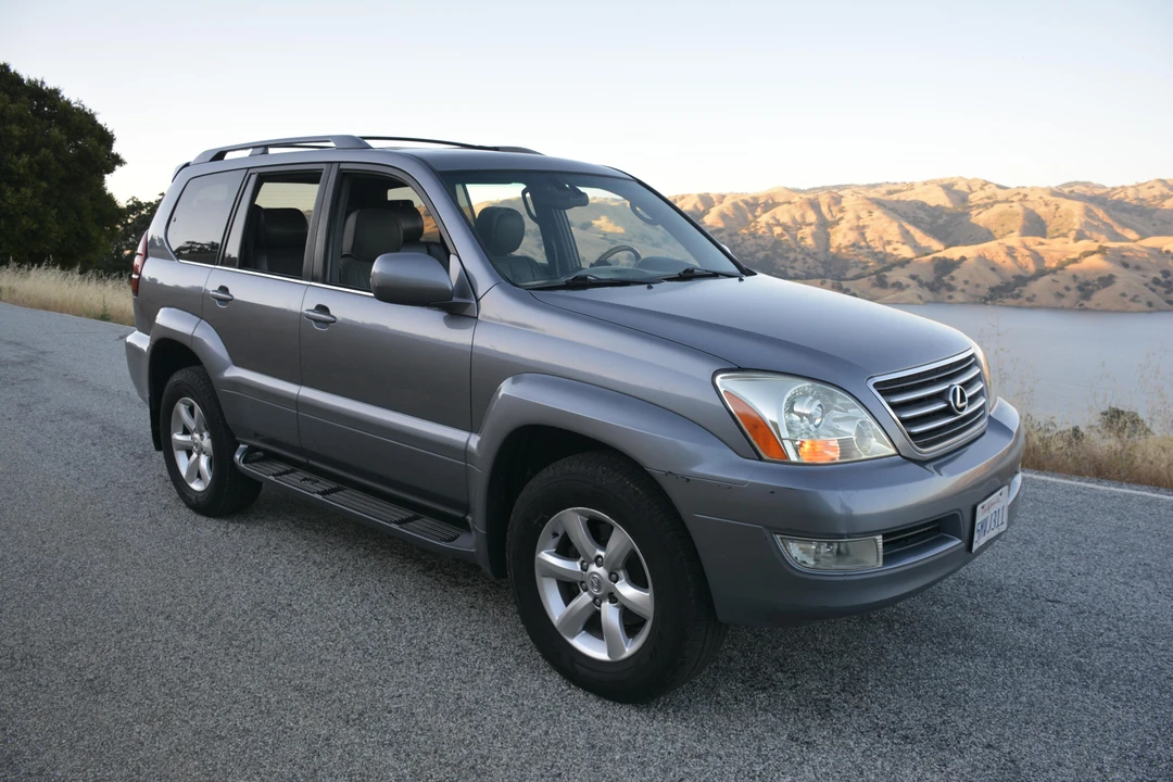 2005 Lexus GX 1st Gen - Image 24 of 31