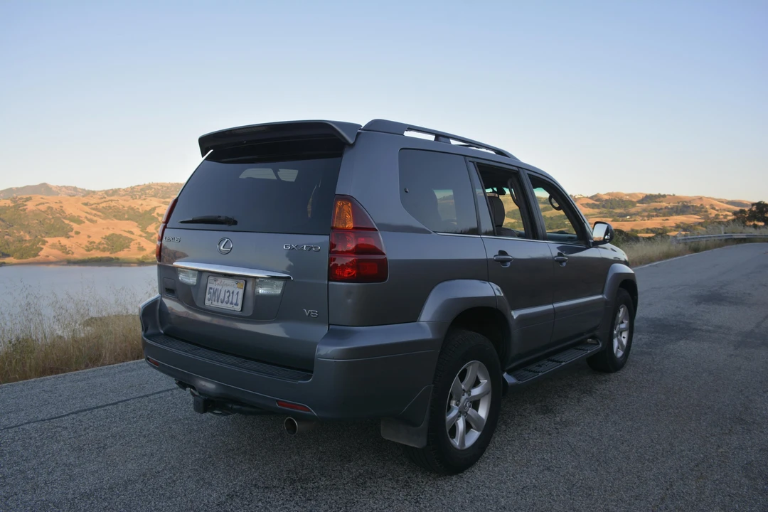2005 Lexus GX 1st Gen - Image 21 of 31