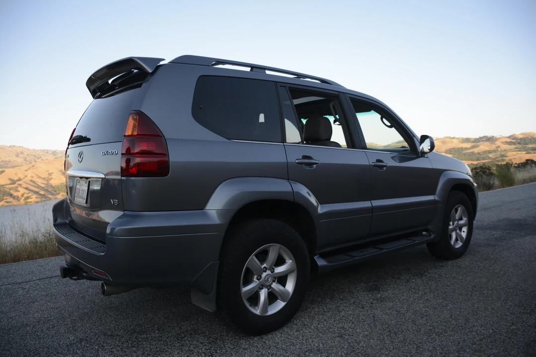 2005 Lexus GX 1st Gen - Image 23 of 31