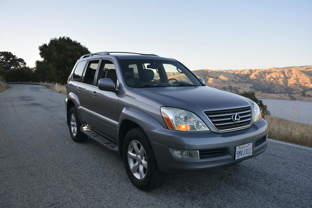 2005 Lexus GX 1st Gen - Image 27 of 31