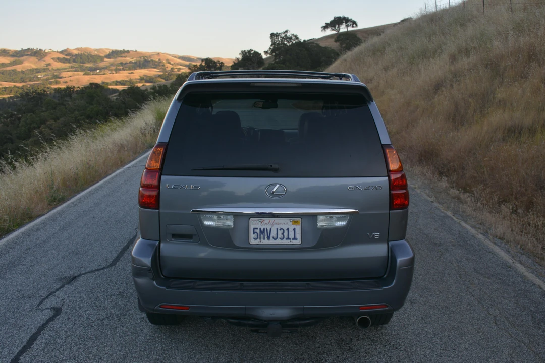 2005 Lexus GX 1st Gen - Image 19 of 31