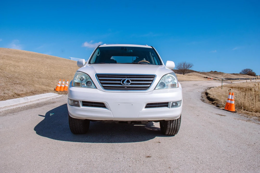 2005 Lexus GX 1st Gen - Image 6 of 31