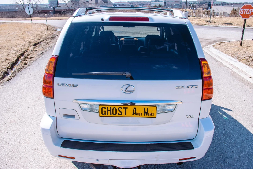 2005 Lexus GX 1st Gen - Image 12 of 31