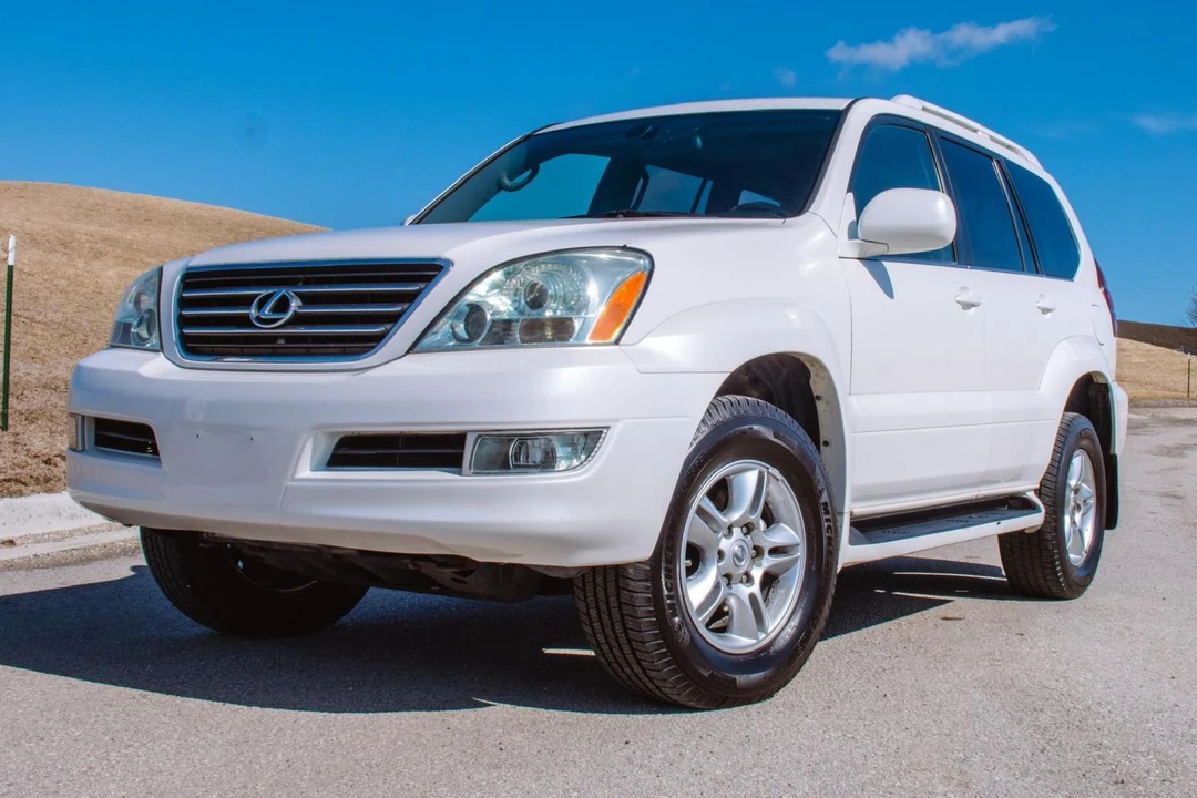 2005 Lexus GX 1st Gen - Image 10 of 31