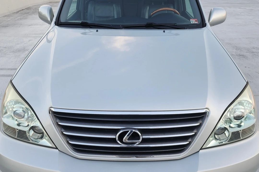 2005 Lexus GX 1st Gen - Image 17 of 31