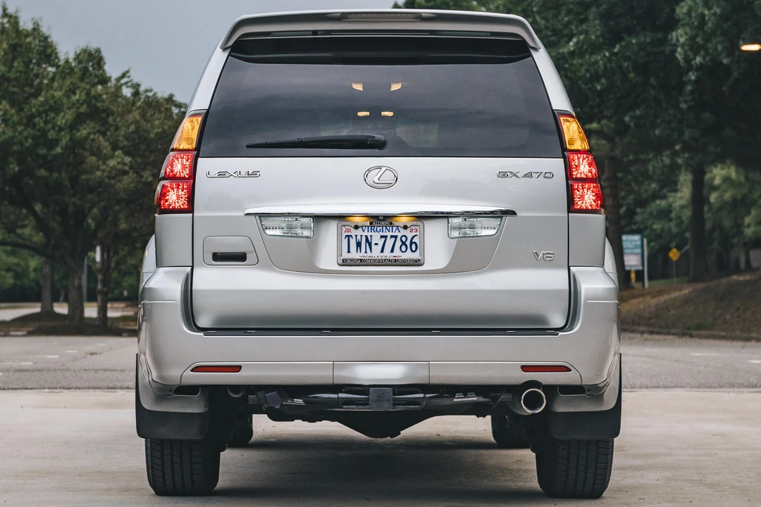 2005 Lexus GX 1st Gen - Image 5 of 31
