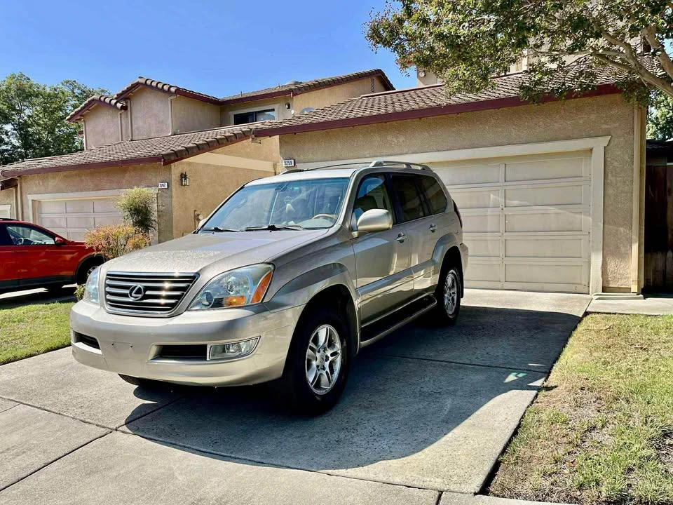2005 Lexus GX 1st Gen - Image 7 of 11